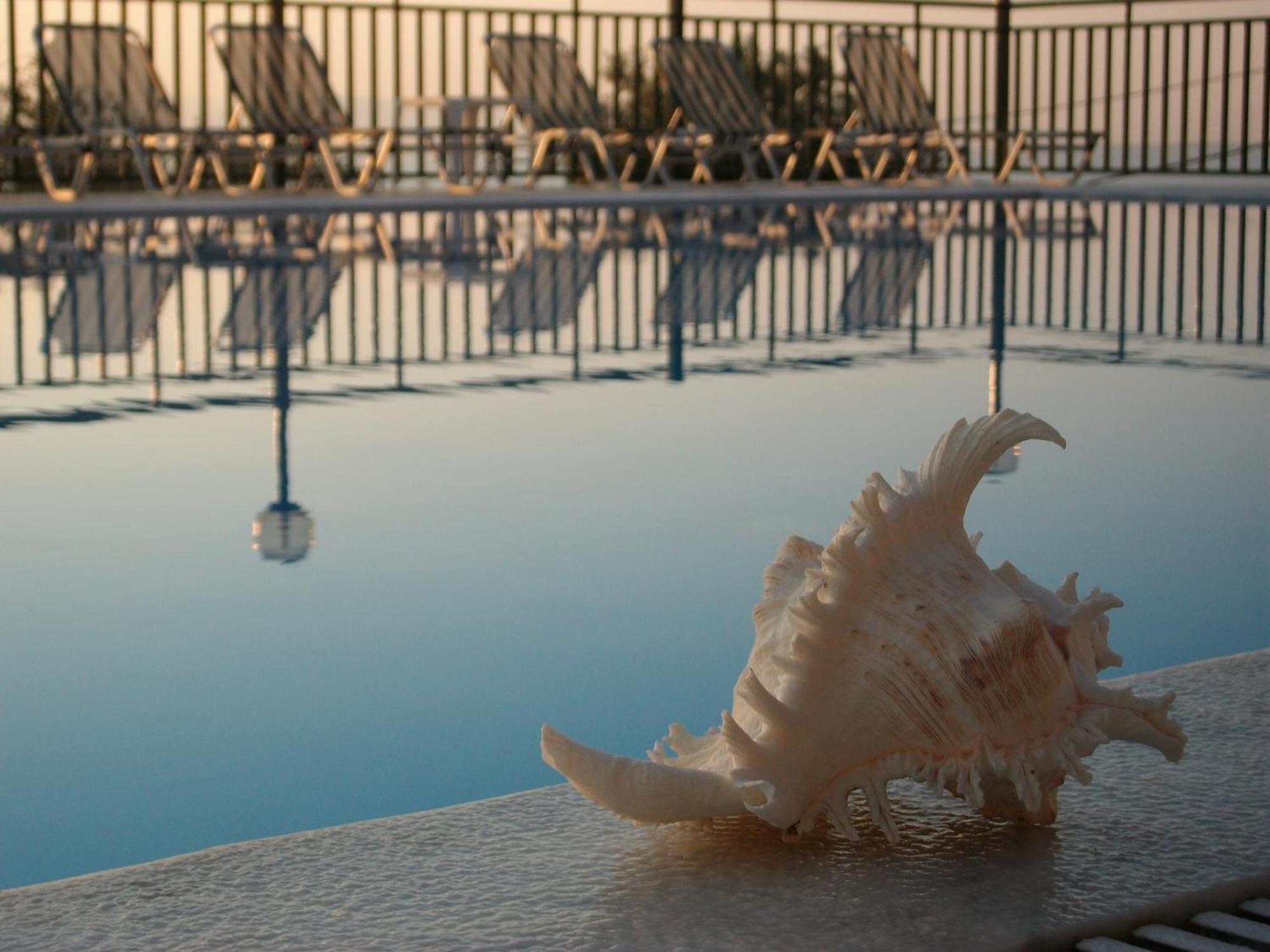 Aparthotel Aronis 2*