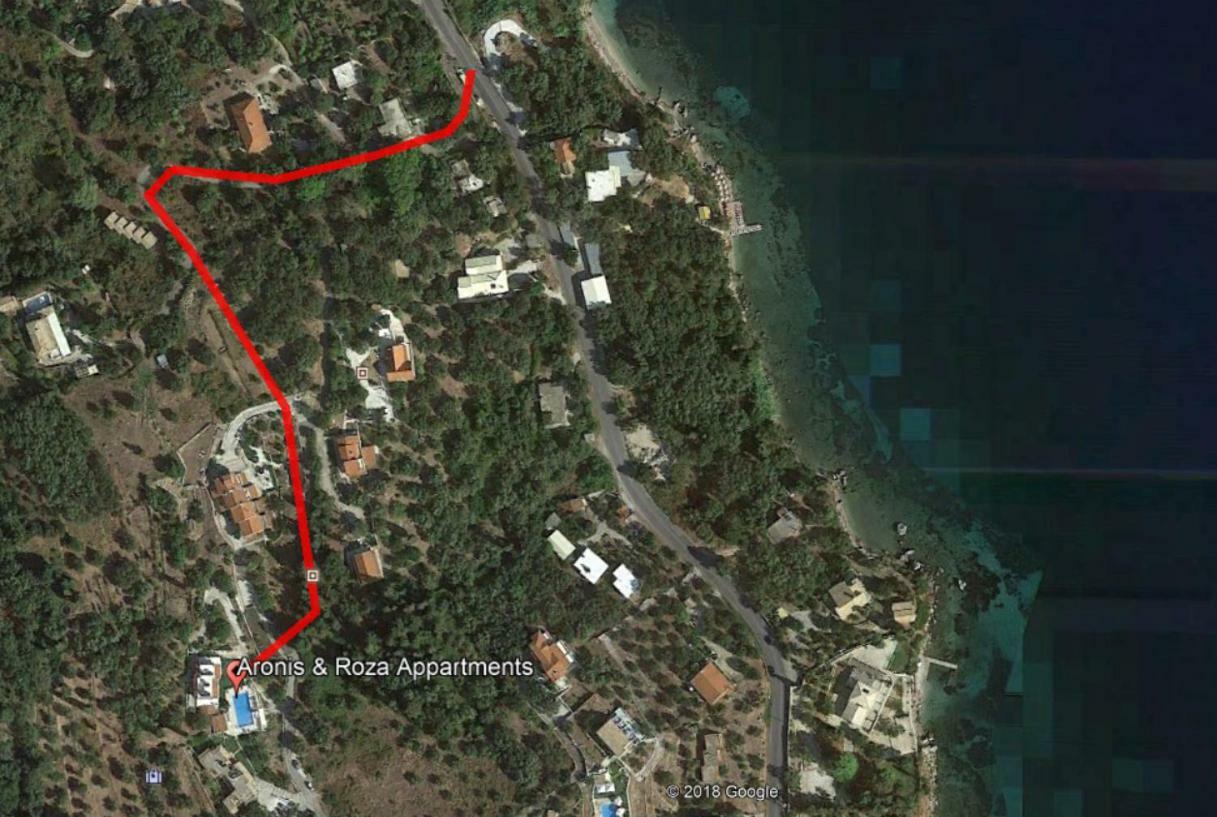 Aparthotel Aronis