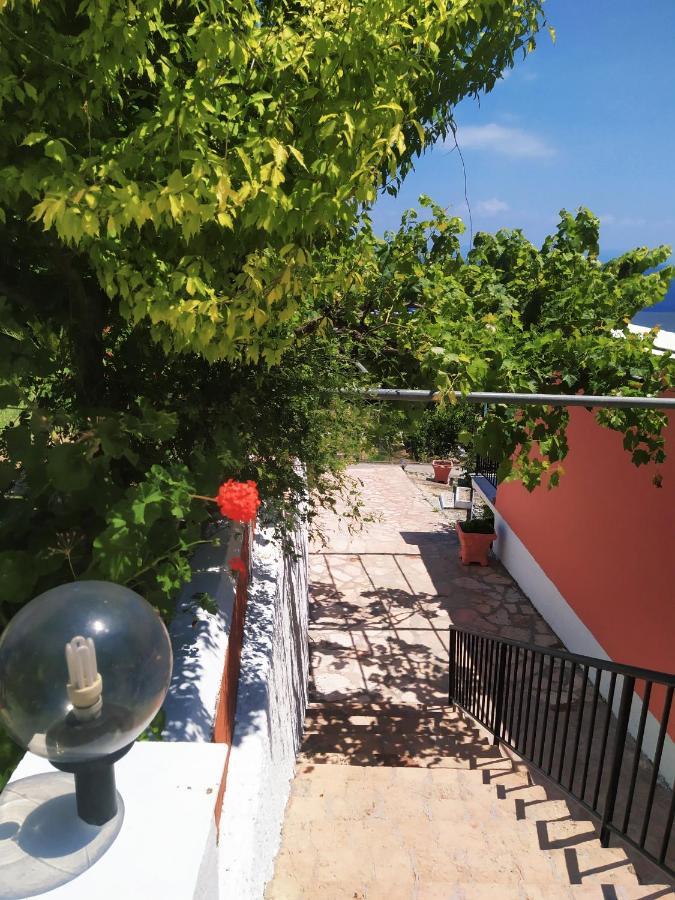 Aparthotel Aronis Benitses (Corfu)