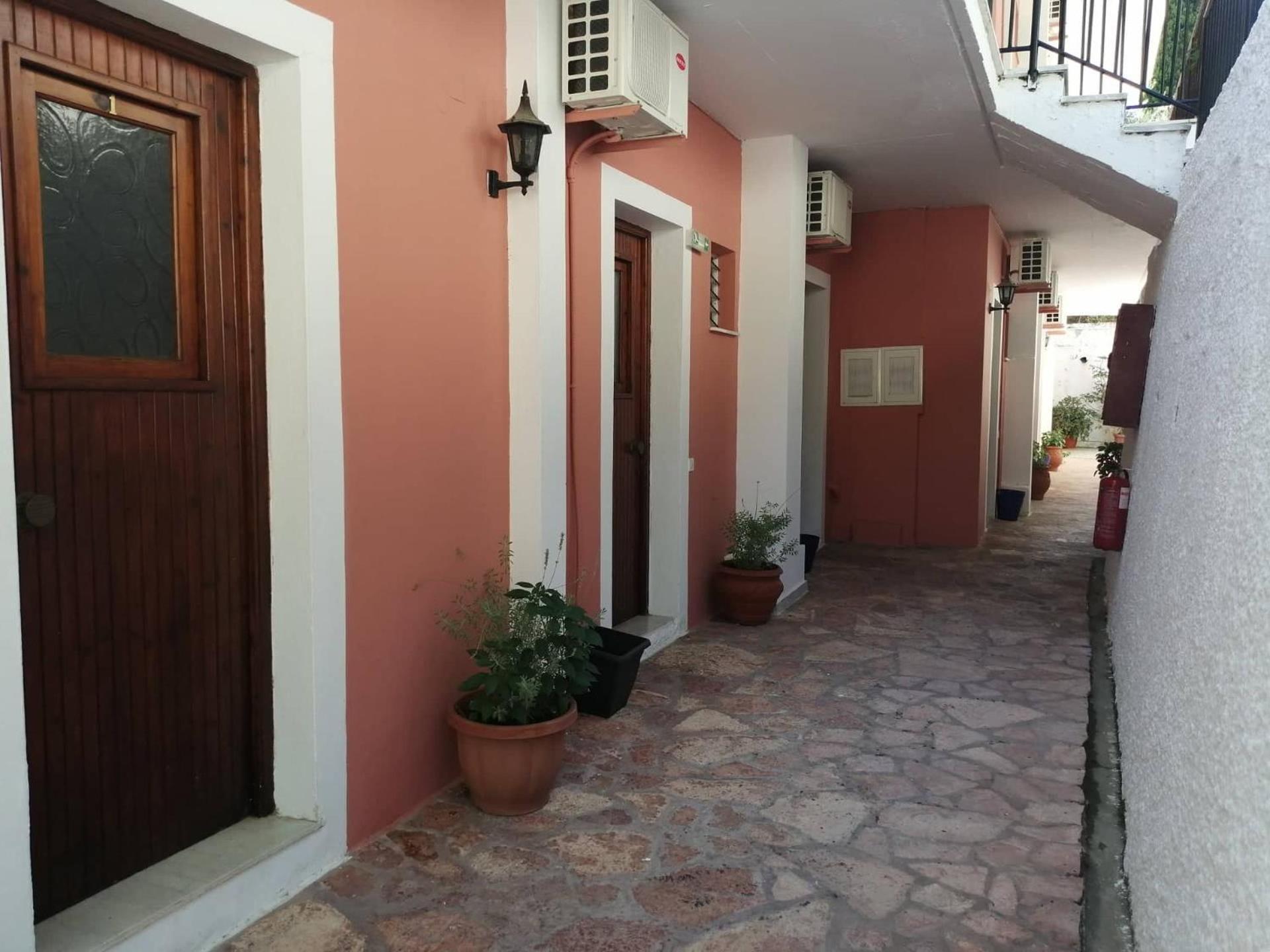Aronis Appart hôtel 2*